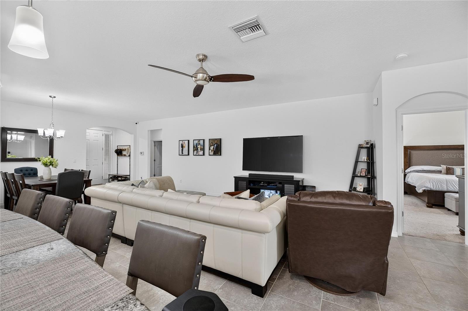 10619 Scenic Hollow Dr Property Photo 17