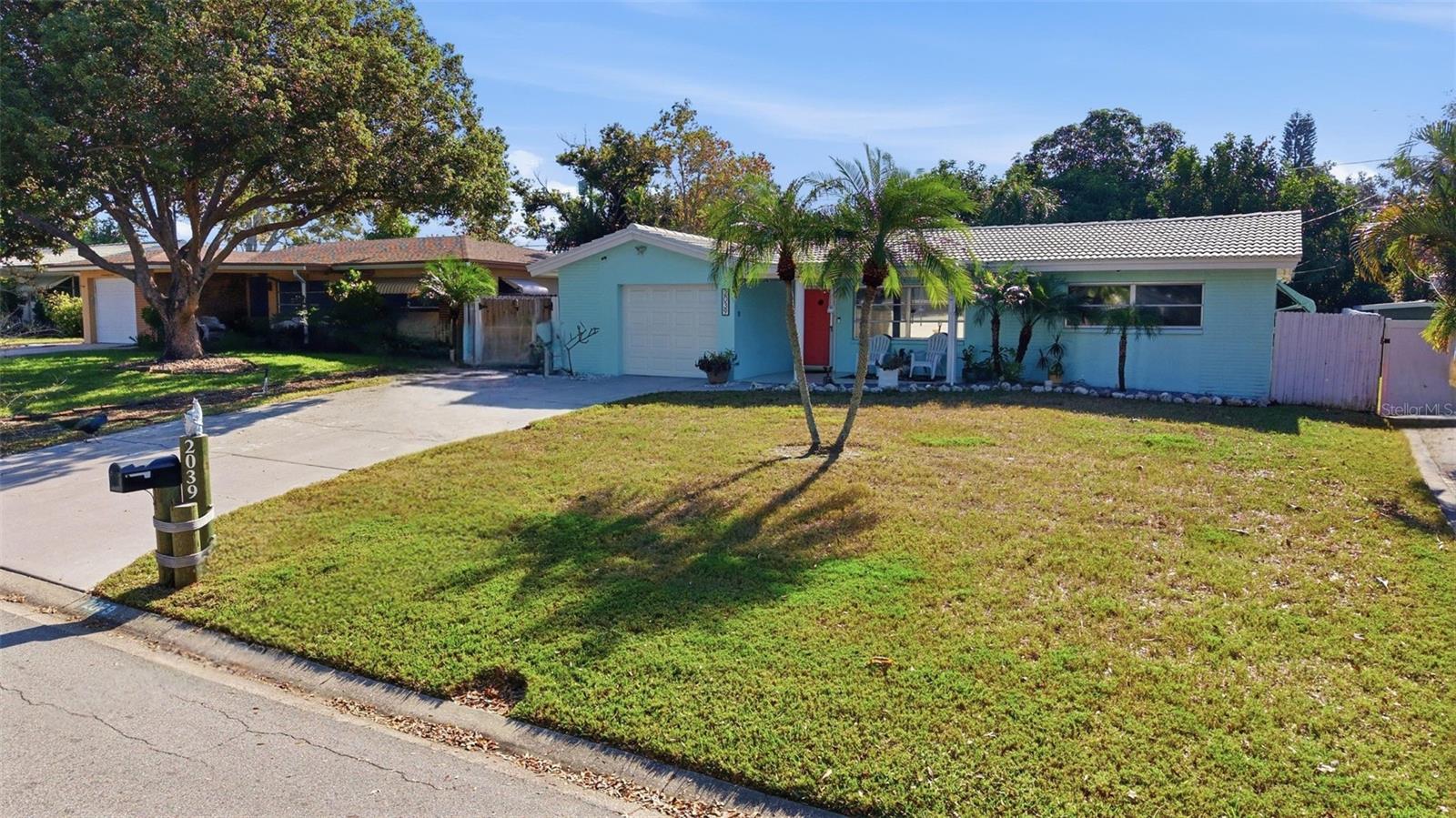 2039 PINE RIDGE DR Property Photo 1