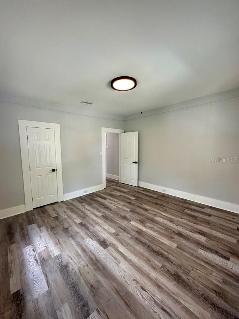 1021 E Cayuga St Property Photo 15