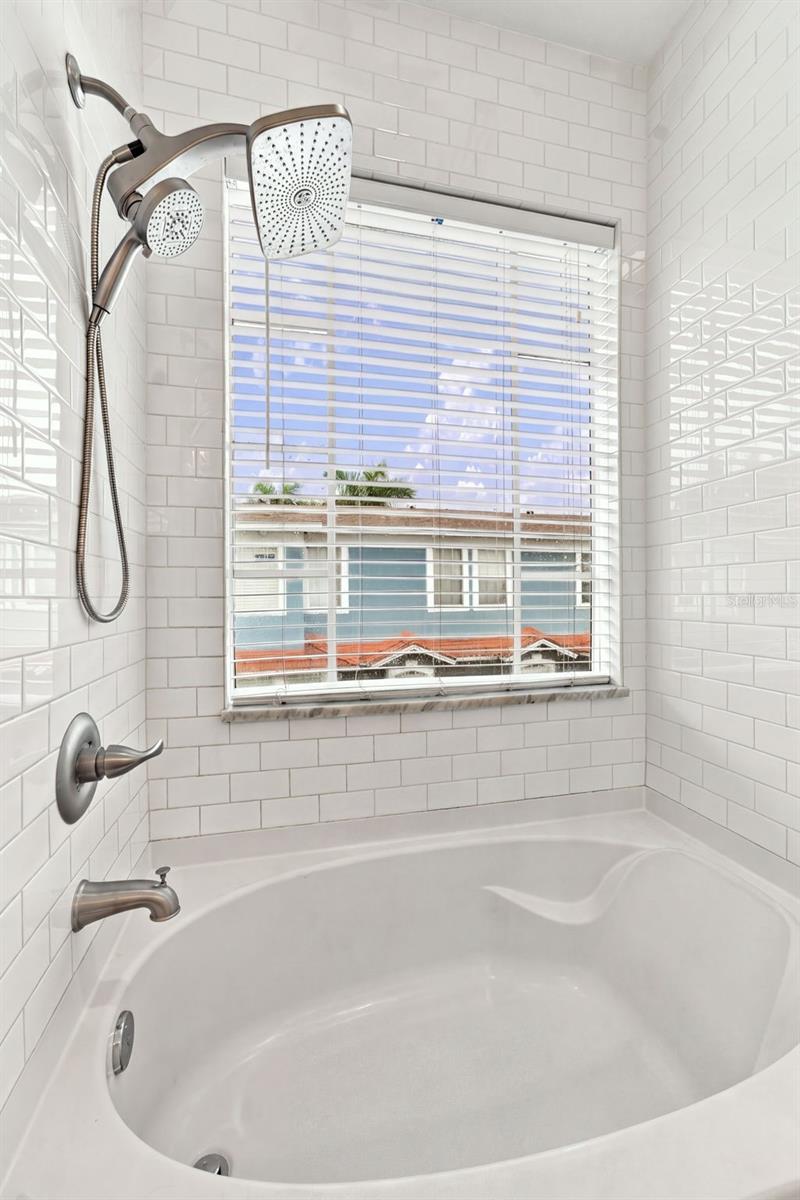 3111 W De Leon St #9 Property Photo 30