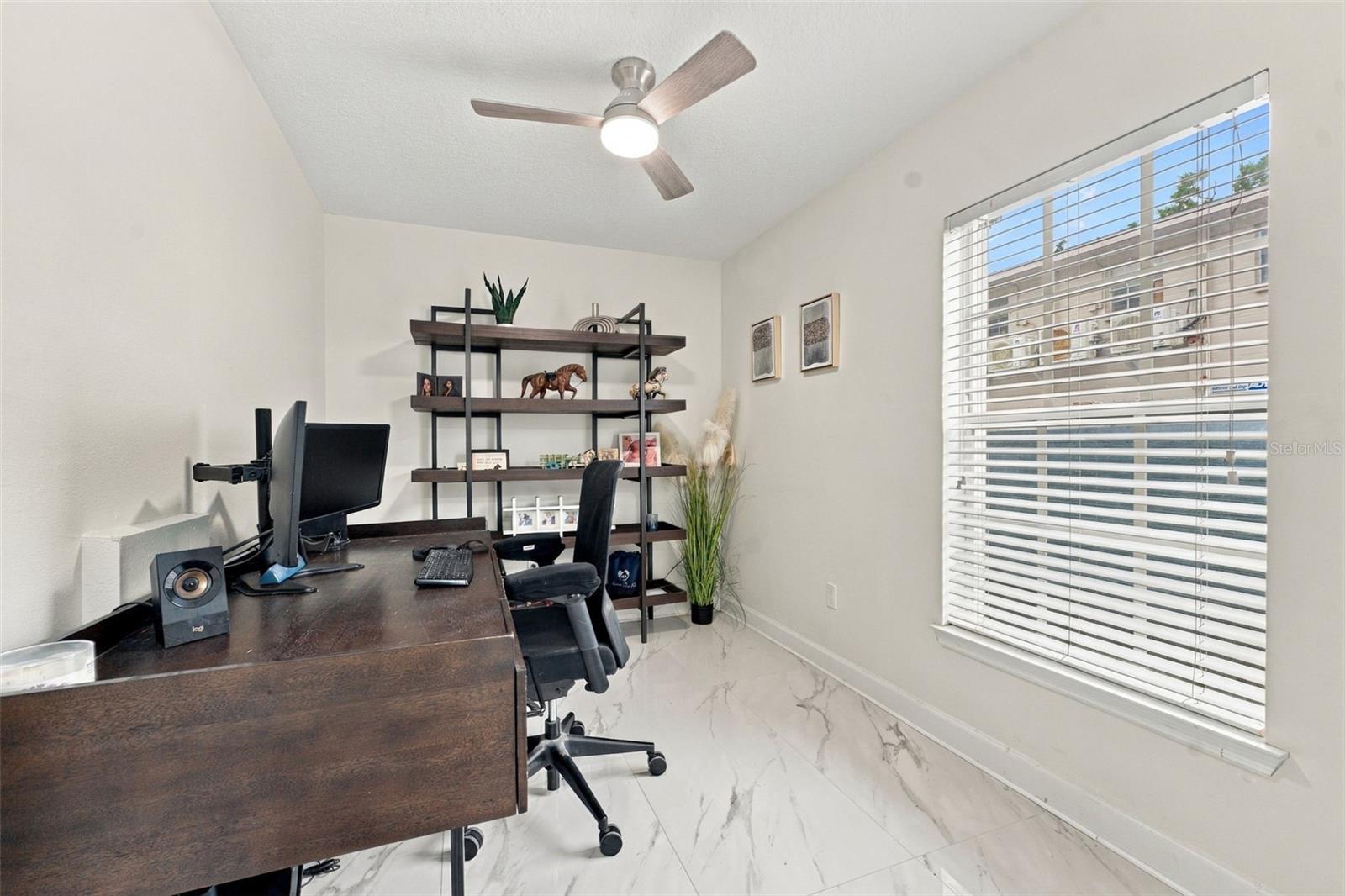 3111 W De Leon St #9 Property Photo 38