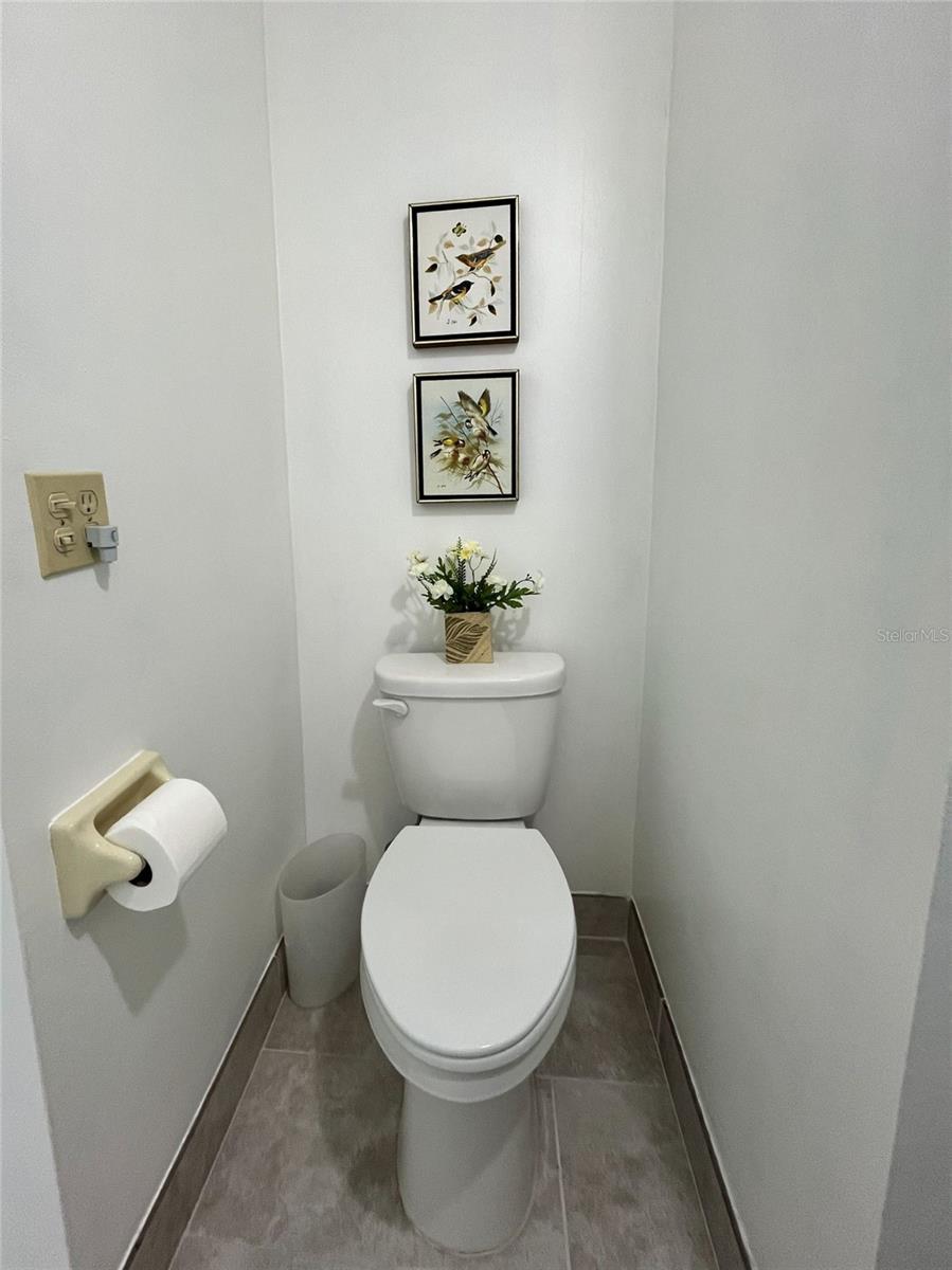 100 Bluff View Dr #211a Property Photo 23
