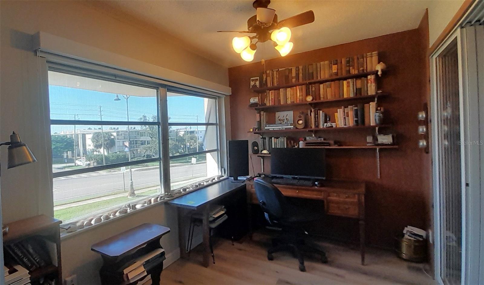 100 Bluff View Dr #211a Property Photo 26
