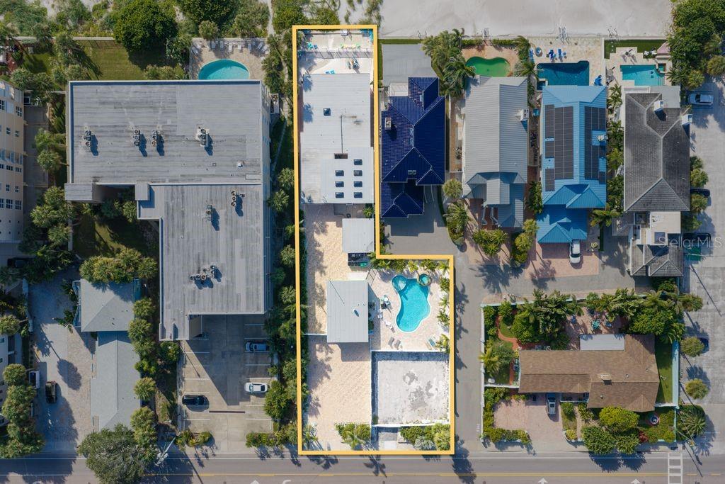 1512 GULF BLVD Property Photo 1