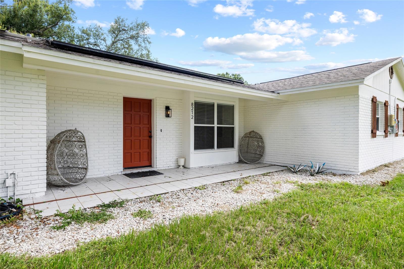 8212 Sunny Vale Pl #b Property Photo 4