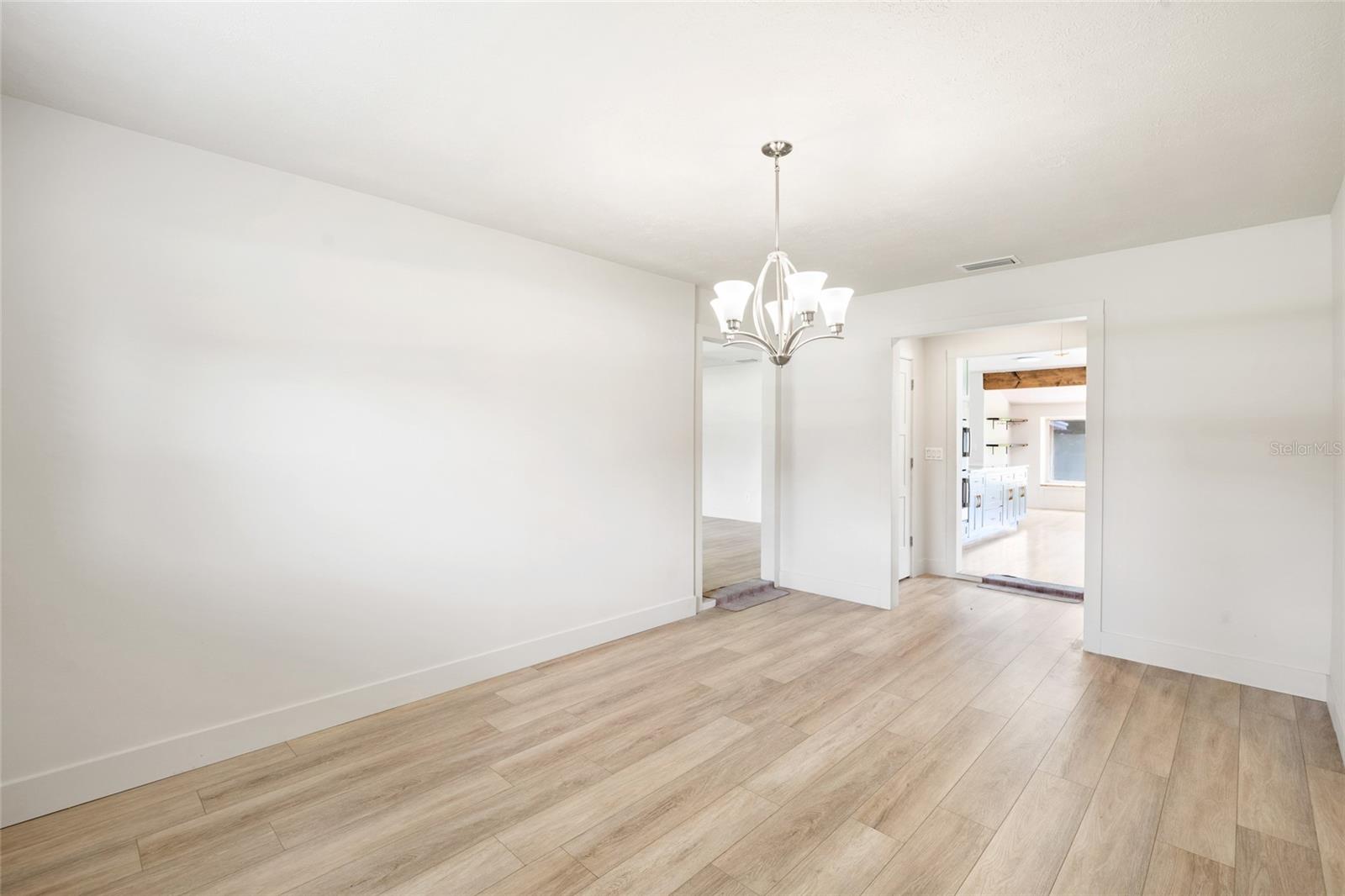 8212 Sunny Vale Pl #b Property Photo 11