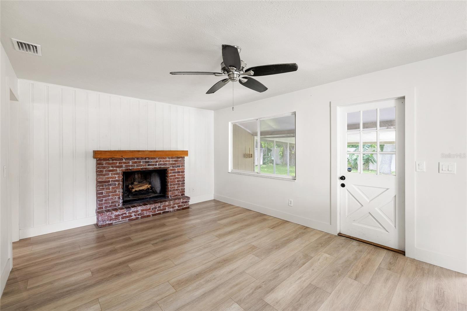8212 Sunny Vale Pl #b Property Photo 13