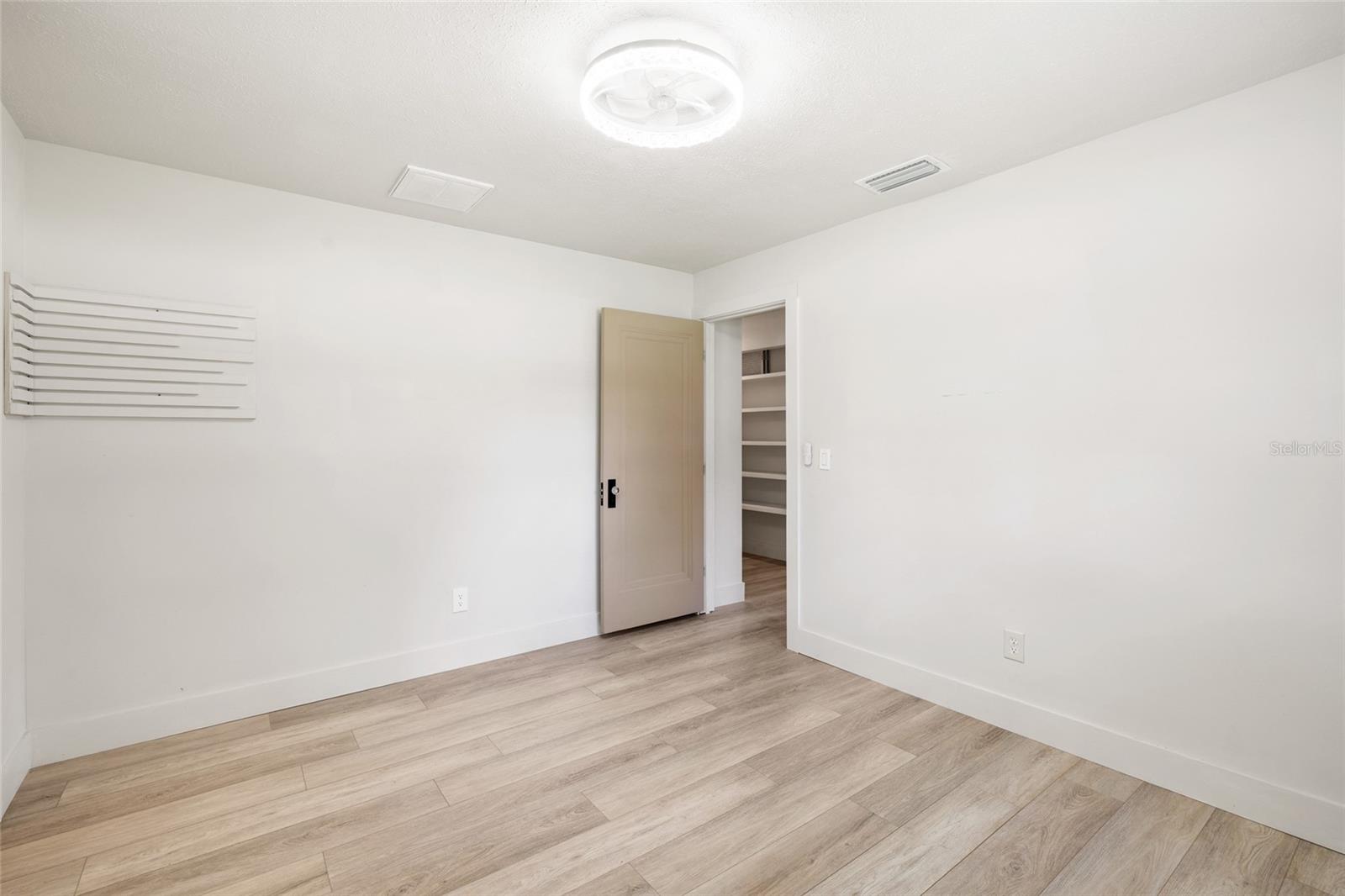 8212 Sunny Vale Pl #b Property Photo 28