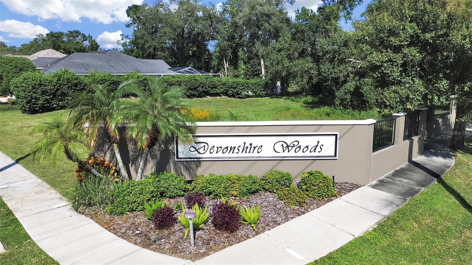 14915 Devonshire Woods Pl Property Photo 2