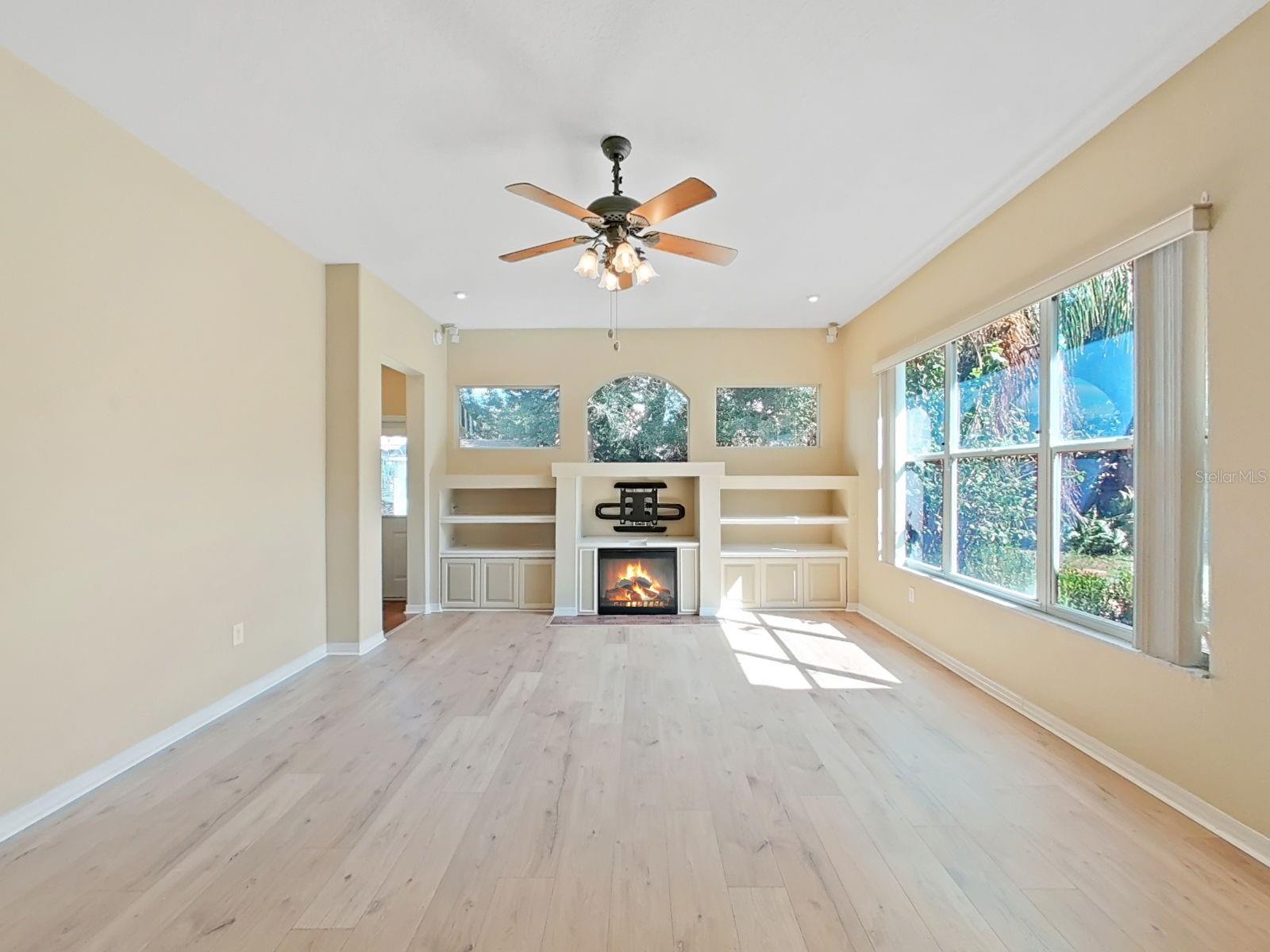 14915 Devonshire Woods Pl Property Photo 13