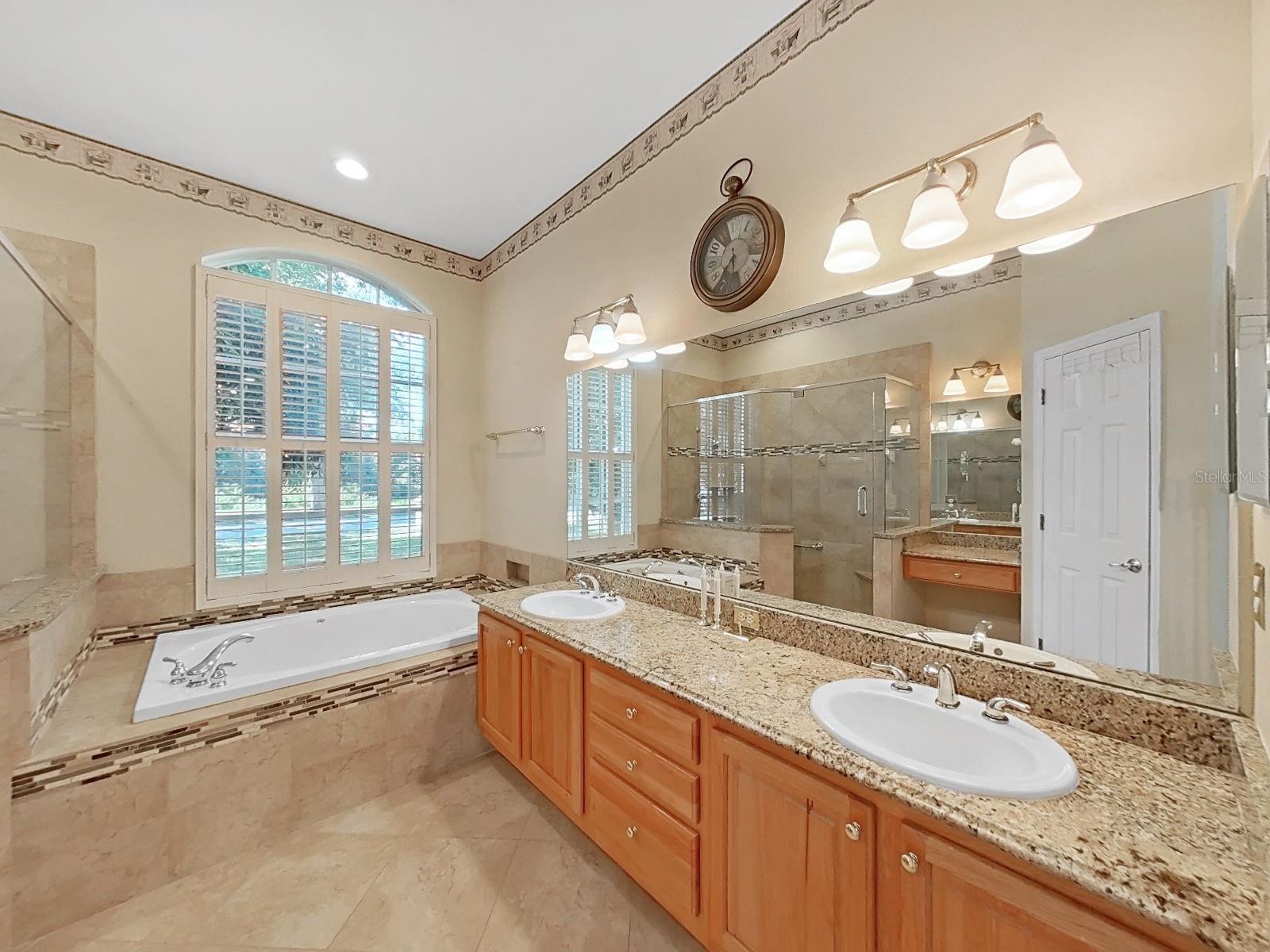 14915 Devonshire Woods Pl Property Photo 26