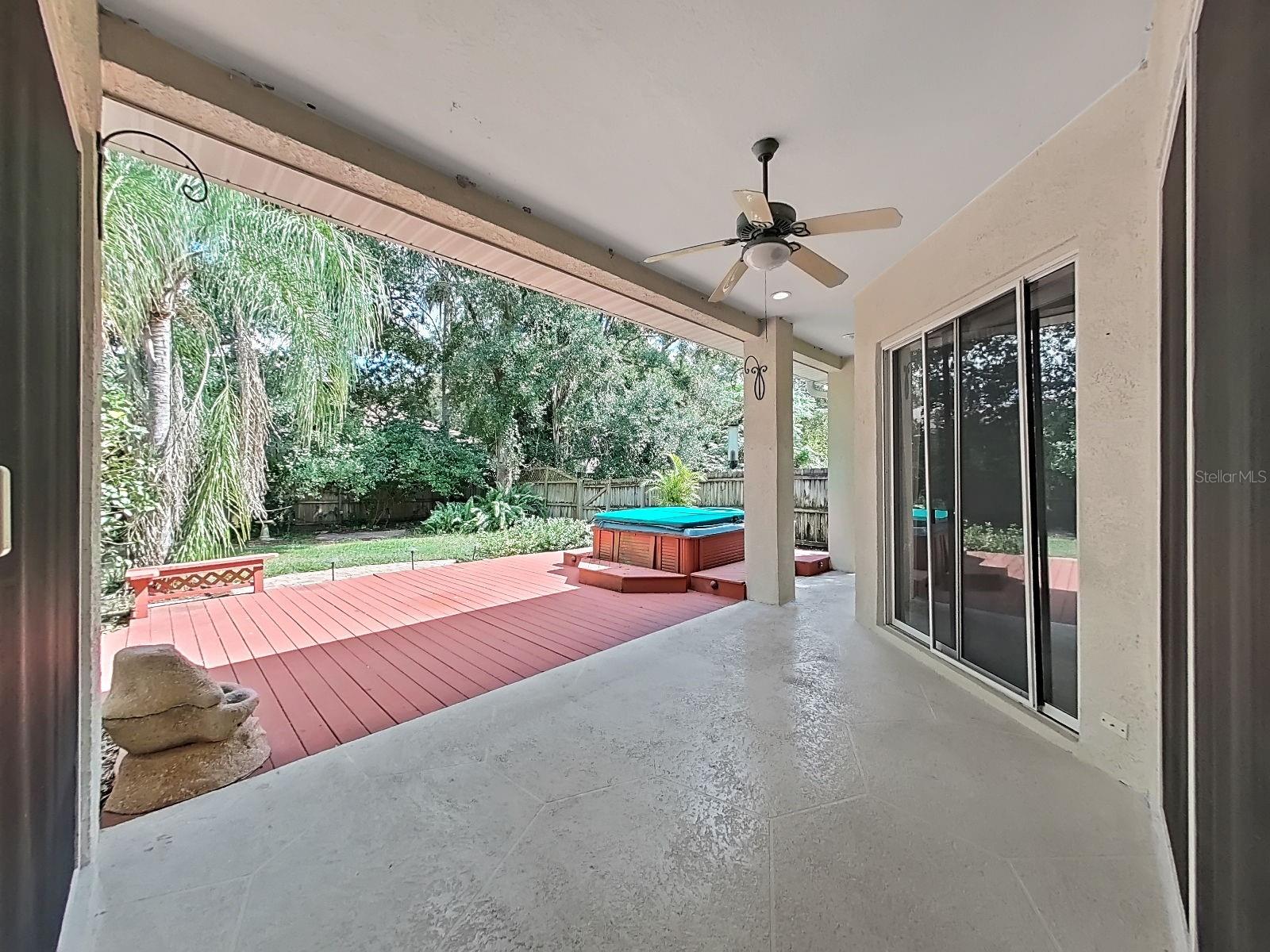 14915 Devonshire Woods Pl Property Photo 37