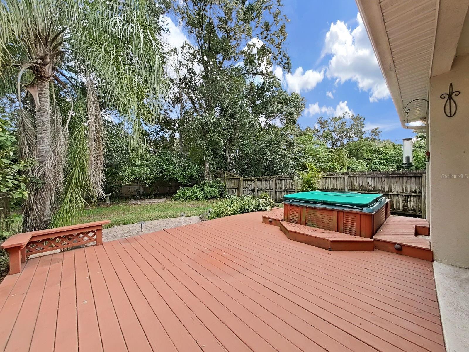 14915 Devonshire Woods Pl Property Photo 38