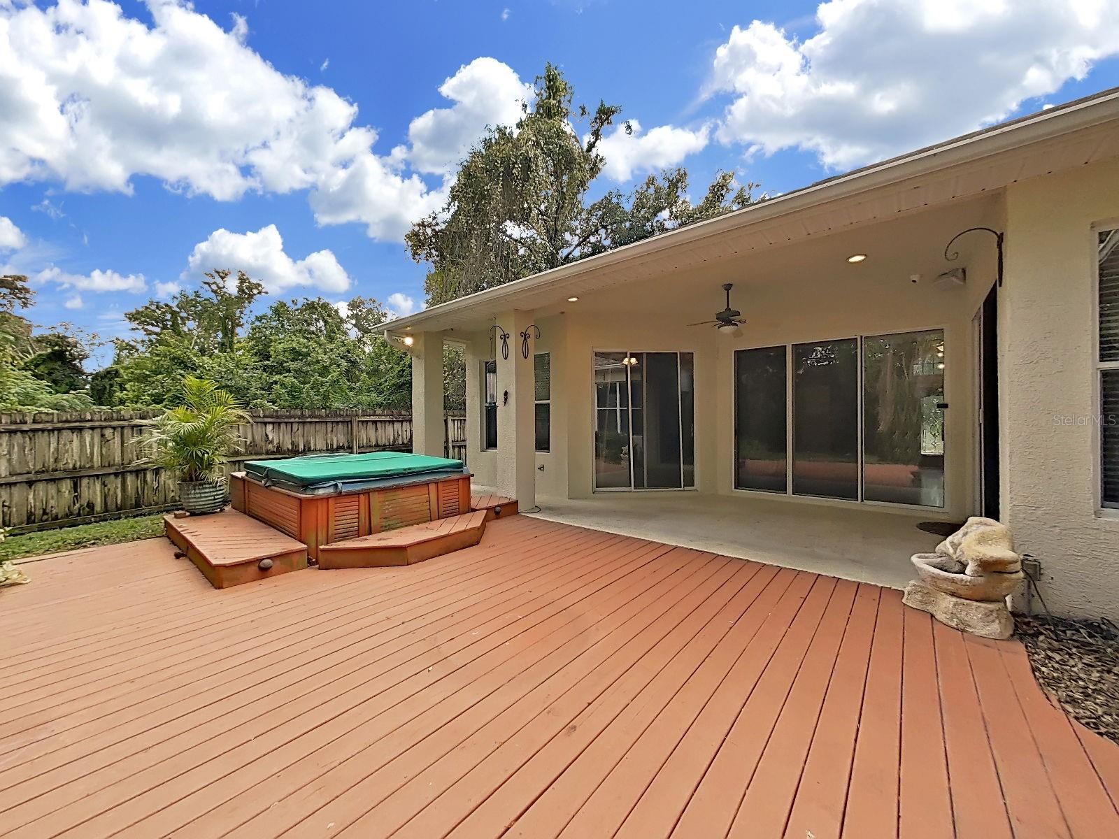14915 Devonshire Woods Pl Property Photo 39