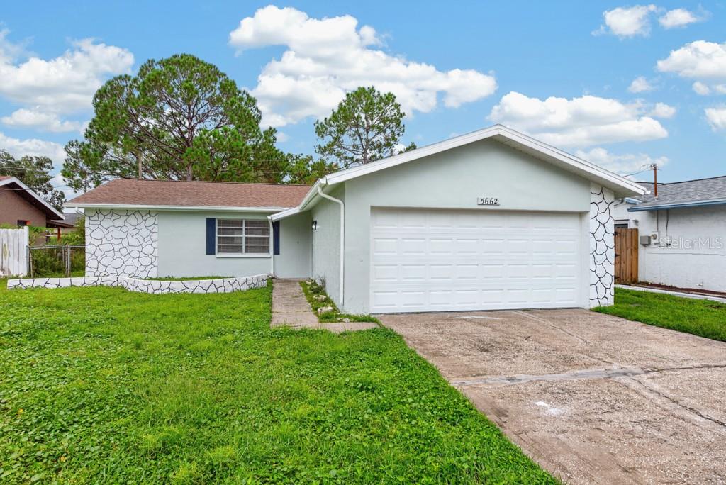 5662 103rd Ave N Property Photo 1
