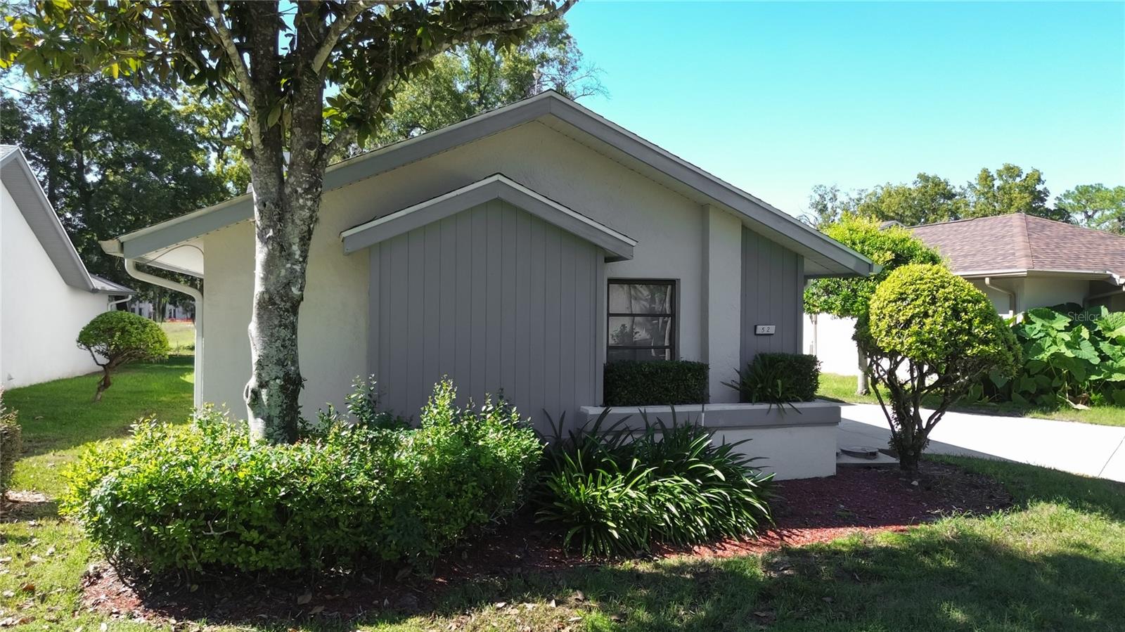 52 S Masters Dr Property Photo 3
