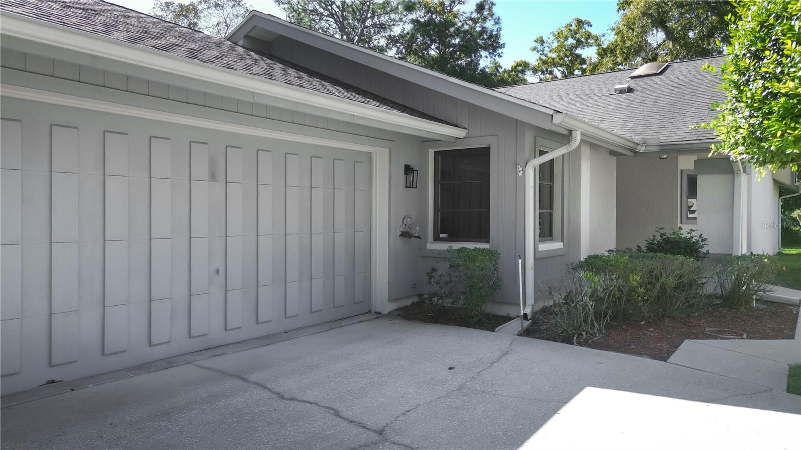 52 S Masters Dr Property Photo 4
