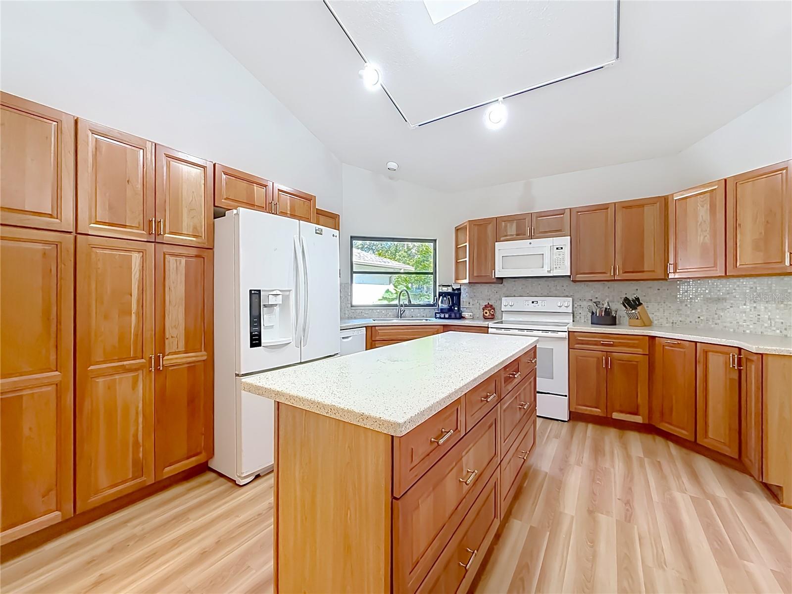 52 S Masters Dr Property Photo 14