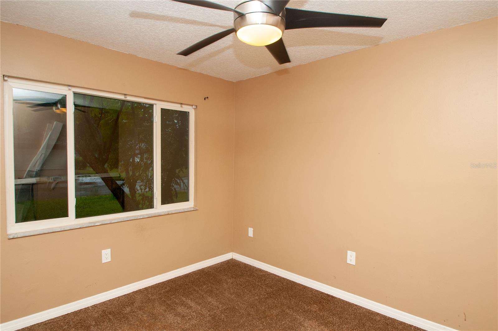 5117 Brookside Ln Property Photo 3