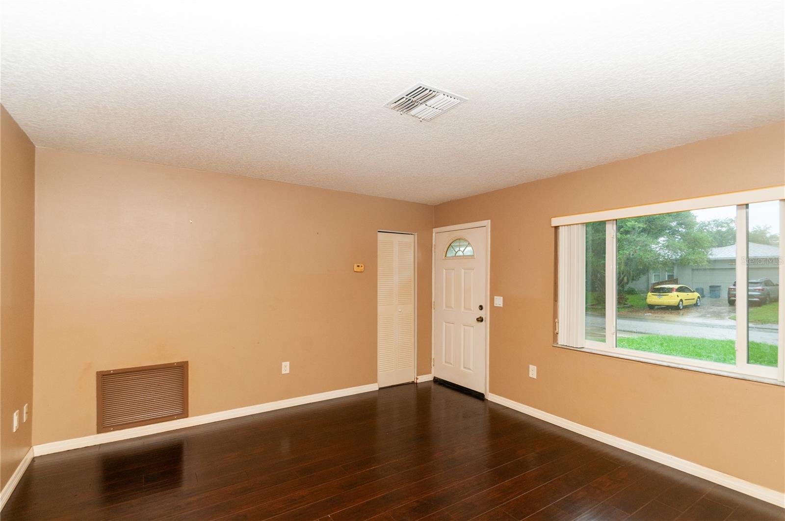 5117 Brookside Ln Property Photo 5