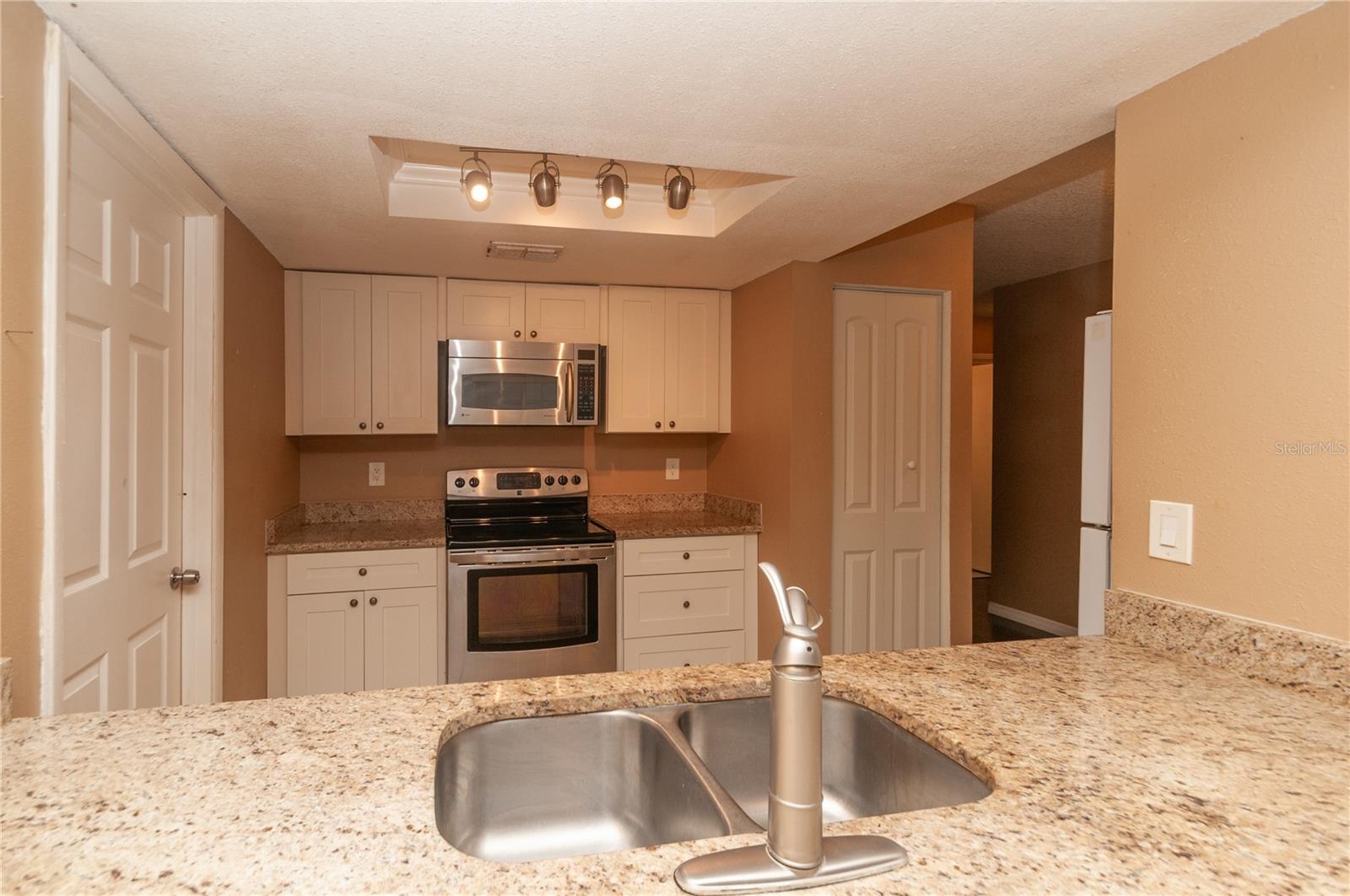 5117 Brookside Ln Property Photo 7
