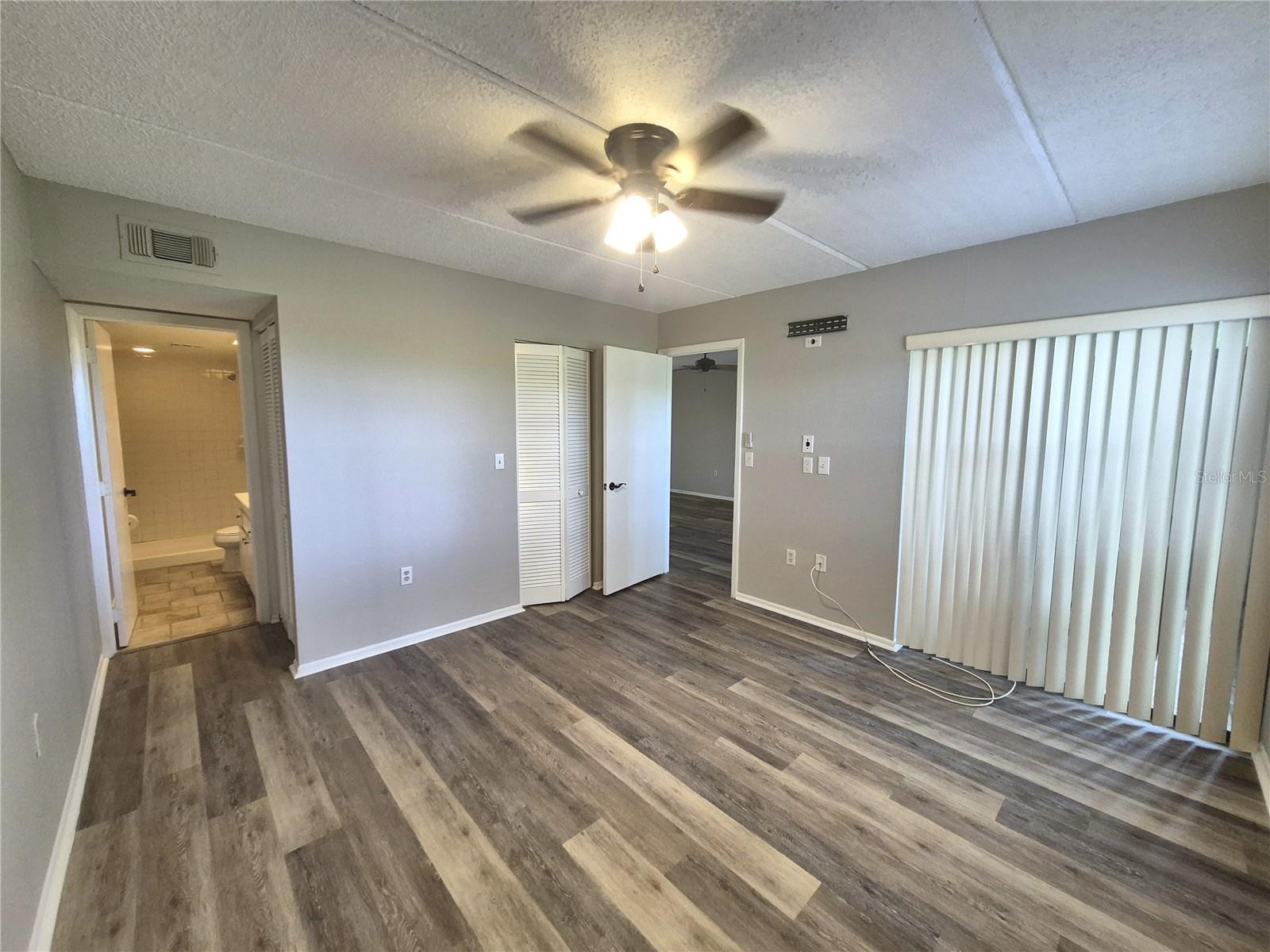 305 Meadow Ln #305 Property Photo 14