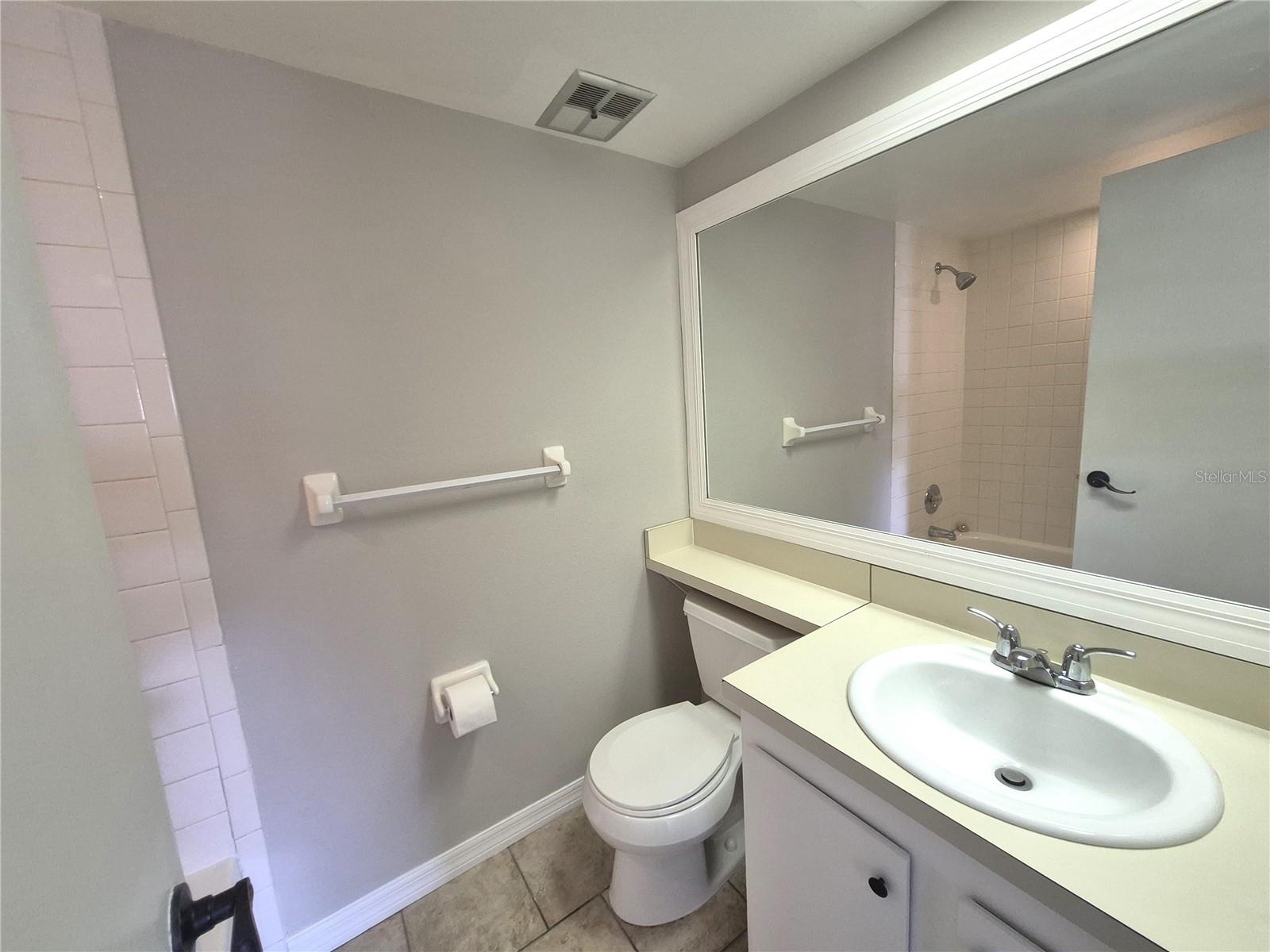 305 Meadow Ln #305 Property Photo 21