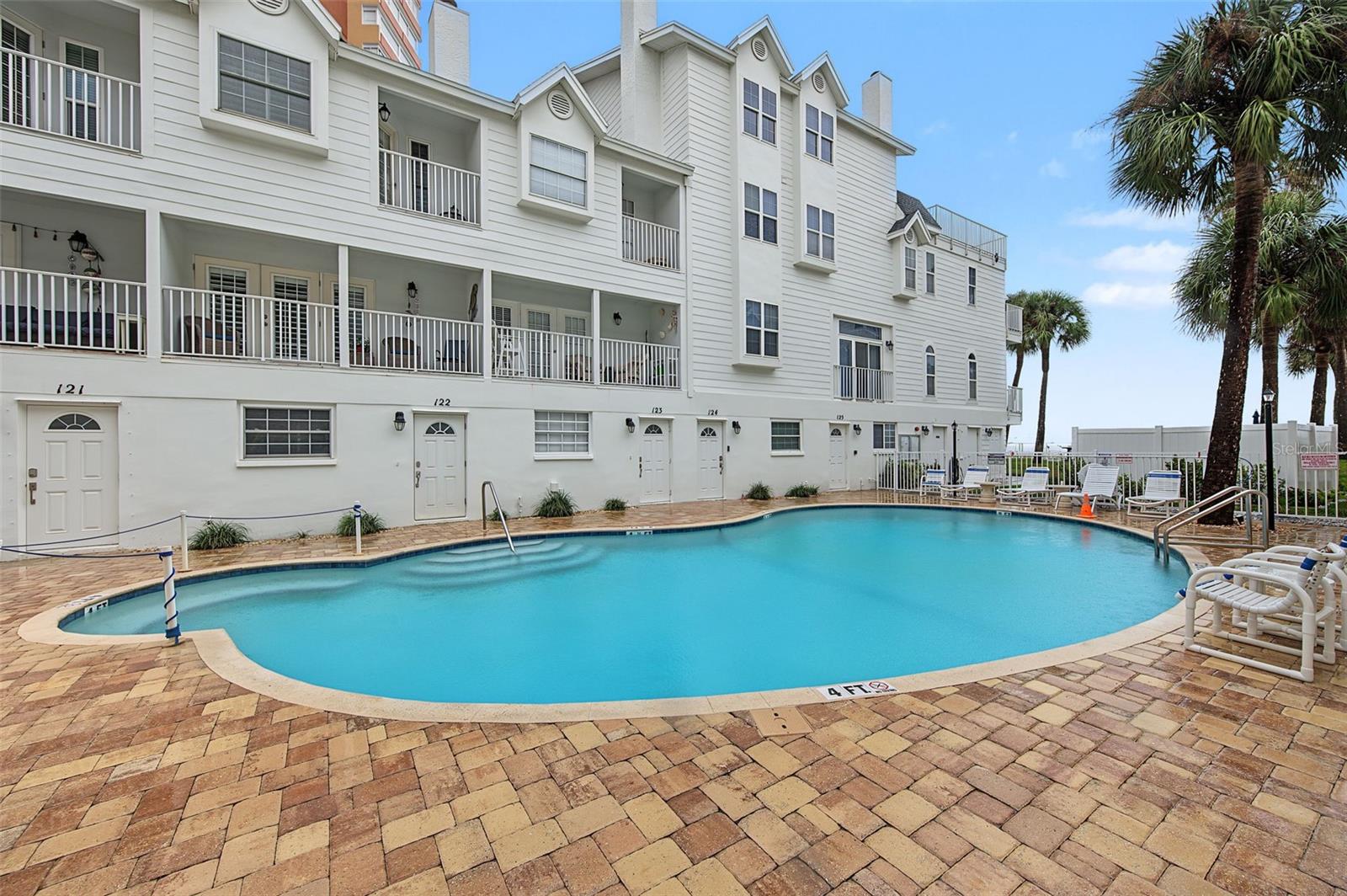 17960 Gulf Blvd #118 Property Photo 12