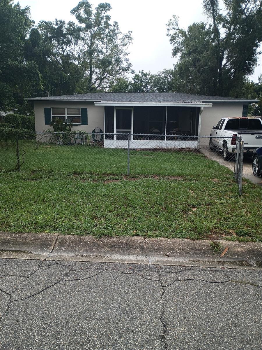 7017 Tamarack Dr Property Photo 1