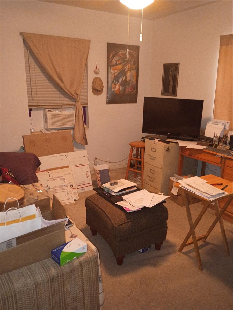 7017 Tamarack Dr Property Photo 5