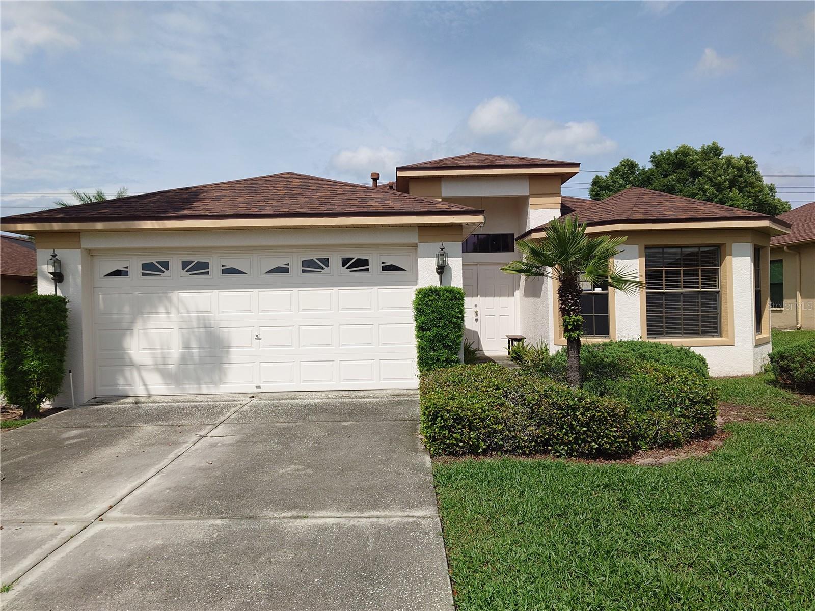 9335 Creekside Ct Property Photo 1