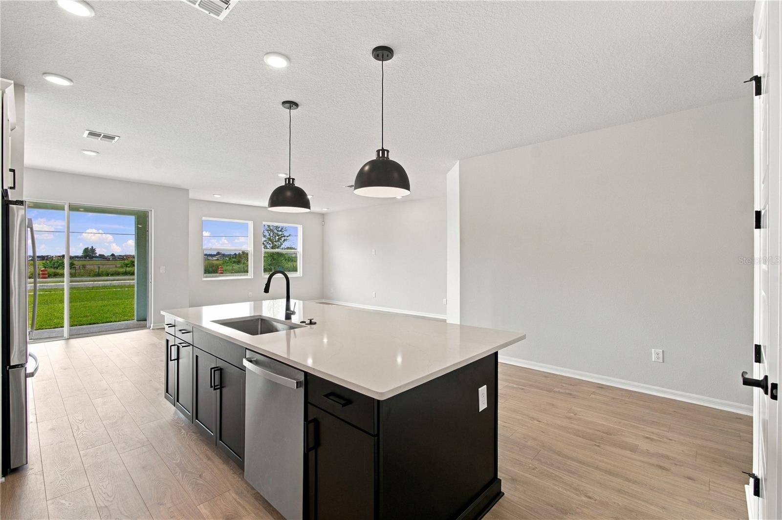 5039 Orinoco Ln Property Photo 7