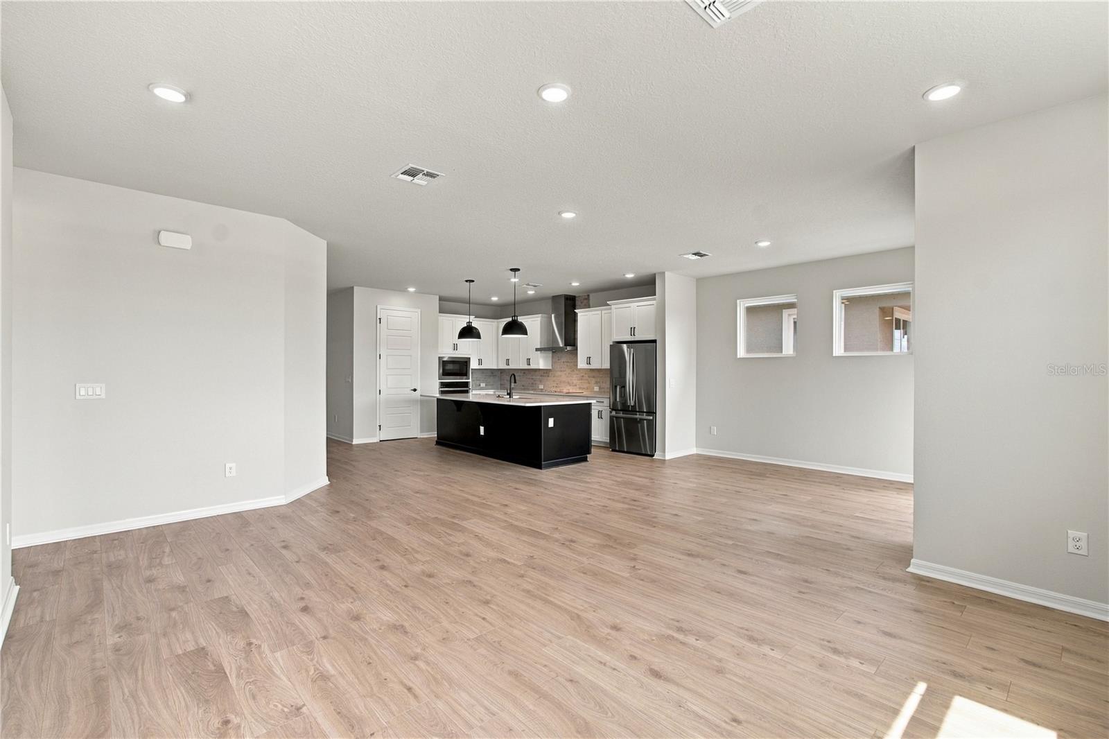5039 Orinoco Ln Property Photo 11