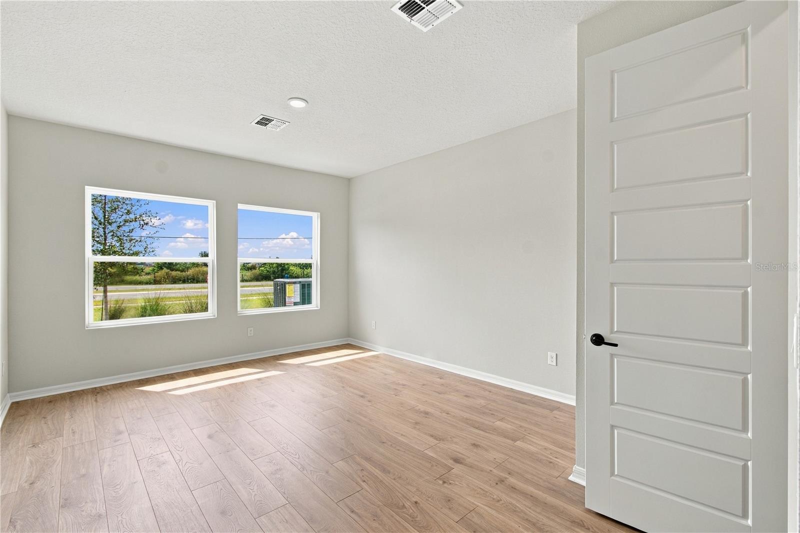 5039 Orinoco Ln Property Photo 15