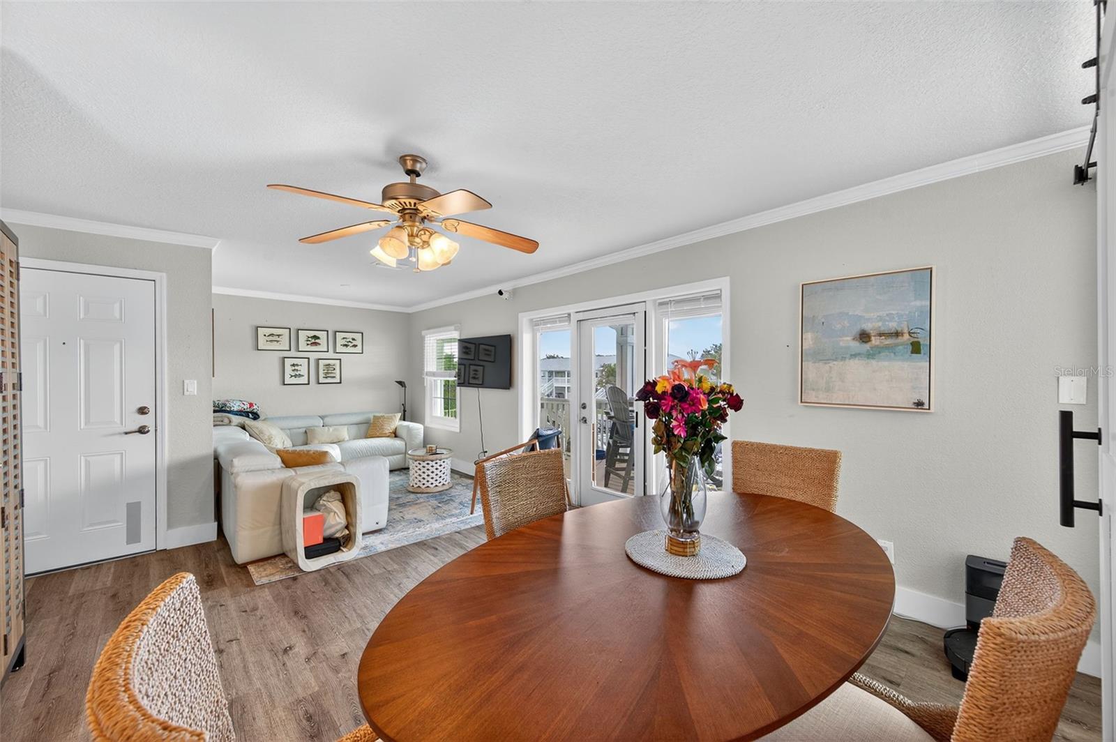 4924 Beach Dr Se #f Property Photo 11