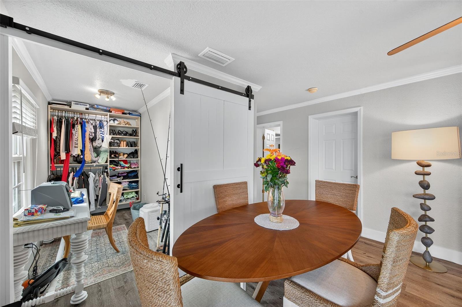 4924 Beach Dr Se #f Property Photo 13