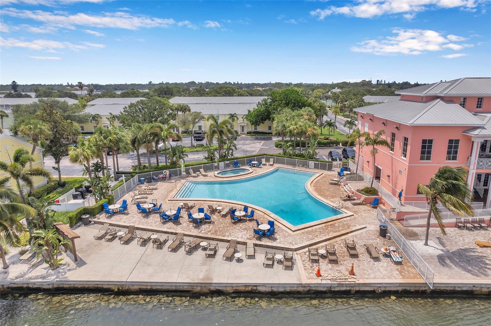 4924 Beach Dr Se #f Property Photo 47
