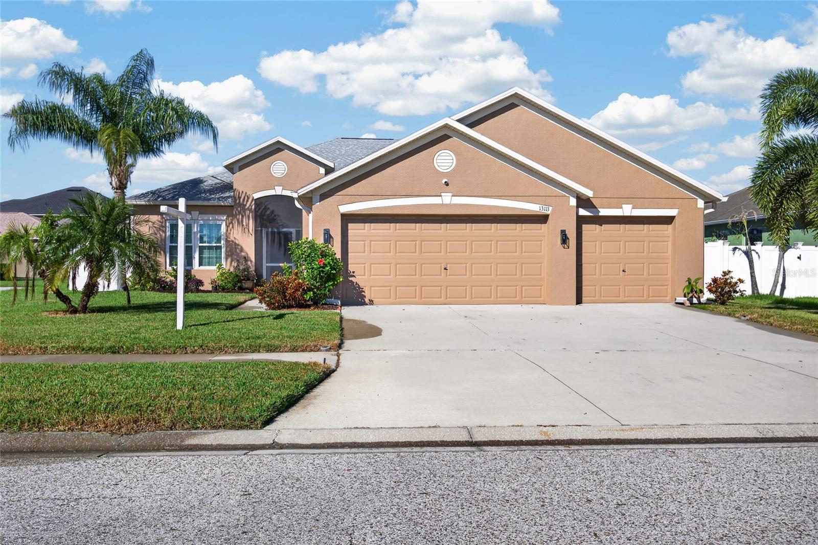 13113 GRAHAM YARDEN DR Property Photo 1