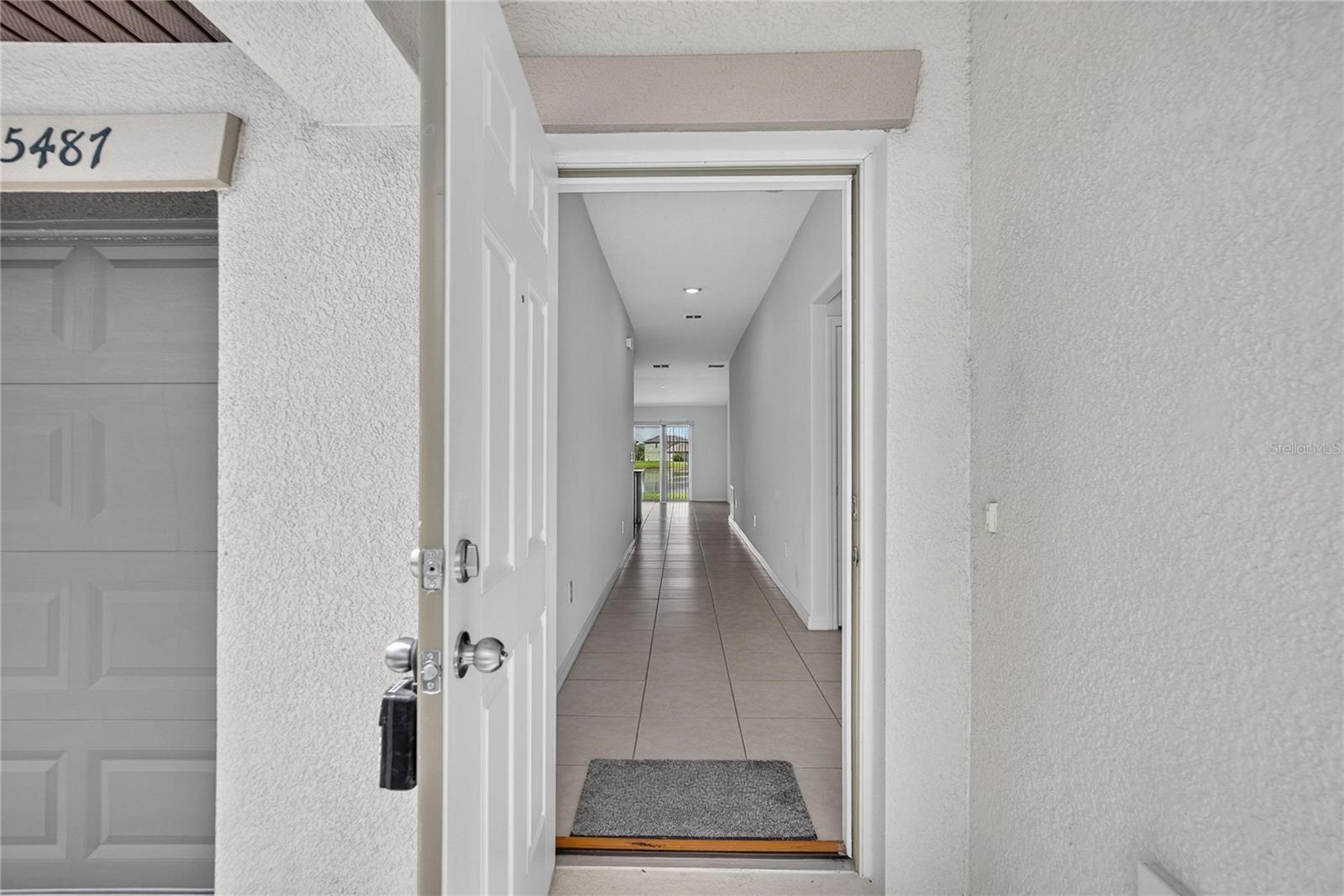 5487 Blue Azure Dr Property Photo 9