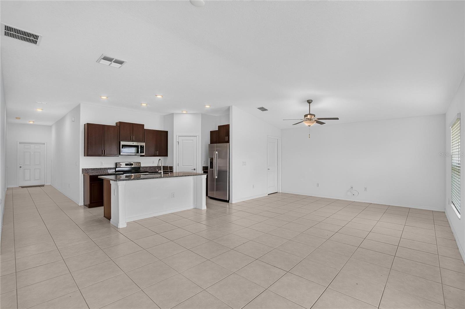 5487 Blue Azure Dr Property Photo 16