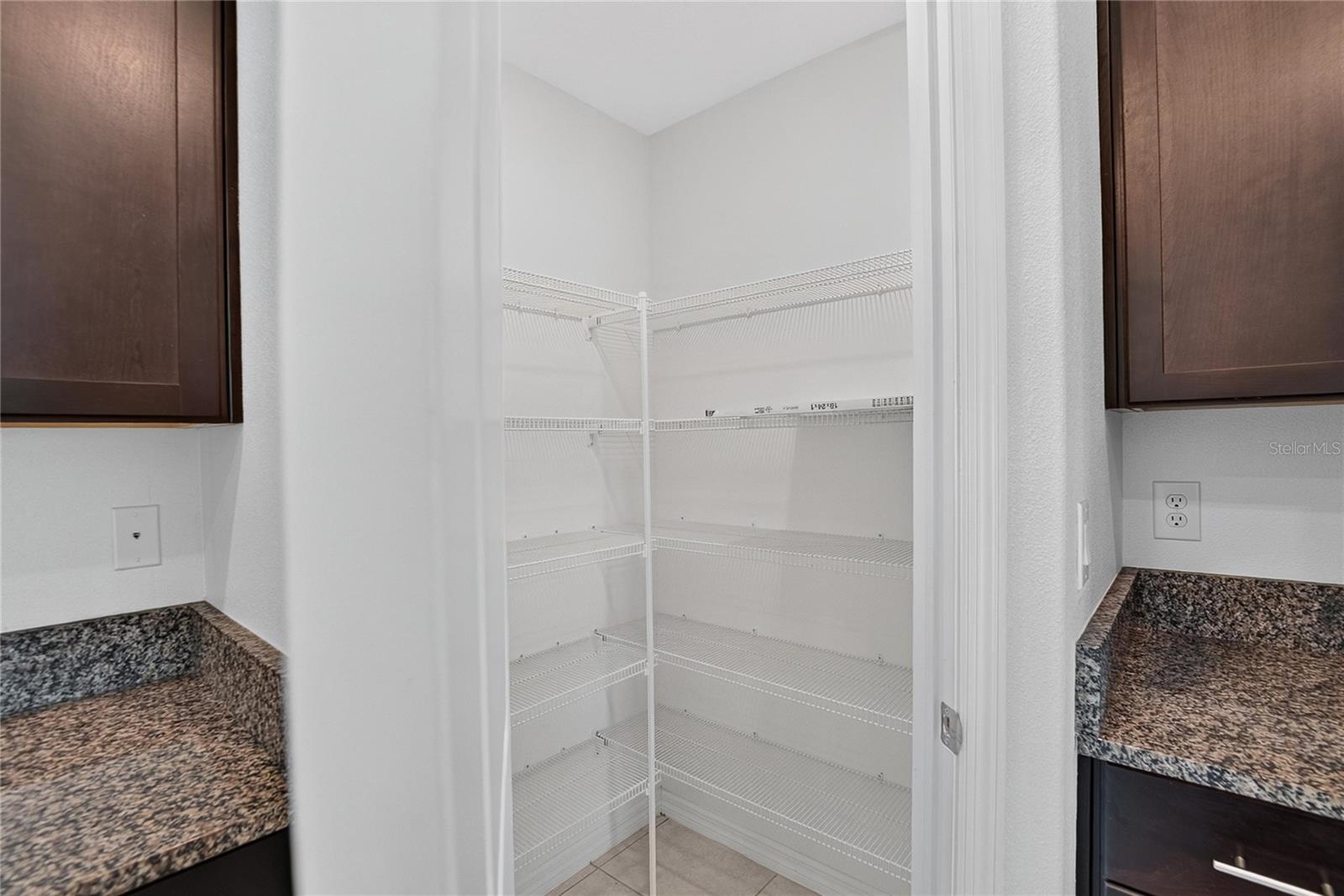 5487 Blue Azure Dr Property Photo 19
