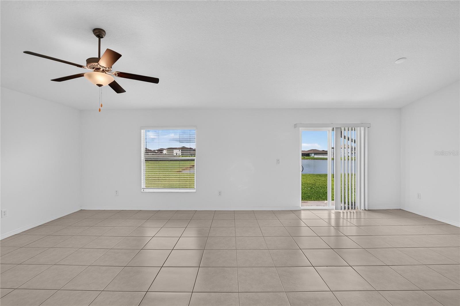 5487 Blue Azure Dr Property Photo 21