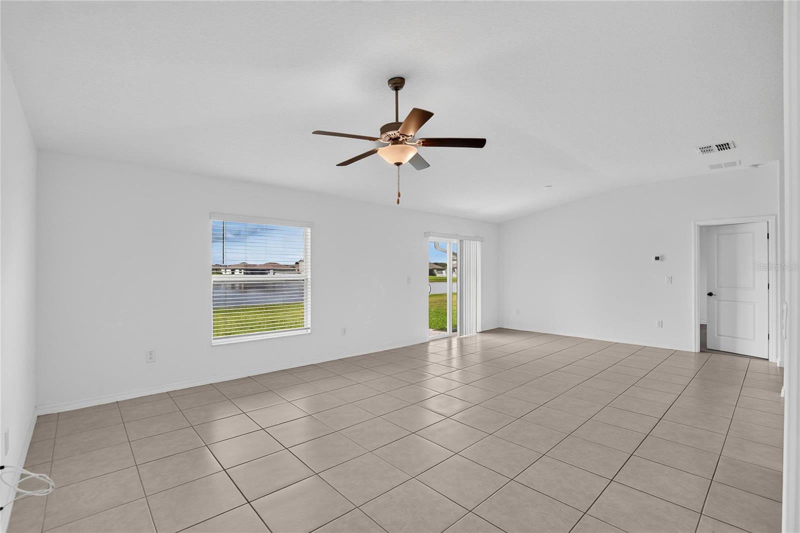 5487 Blue Azure Dr Property Photo 22