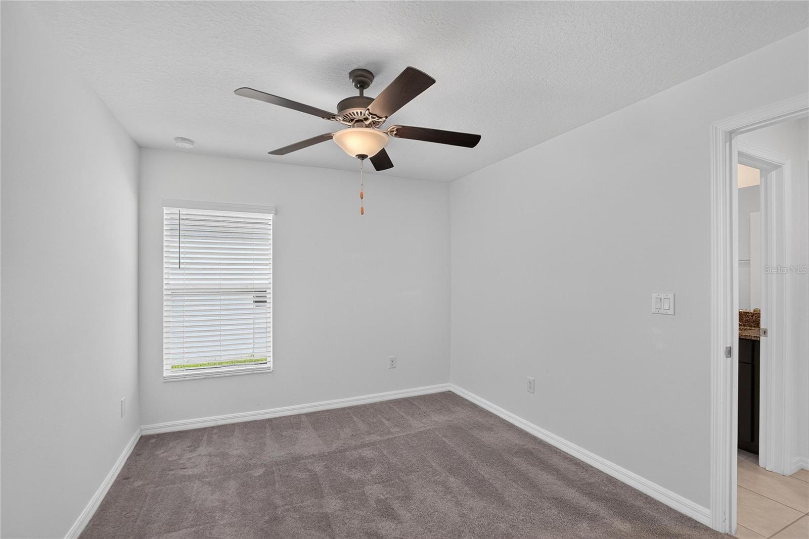 5487 Blue Azure Dr Property Photo 25