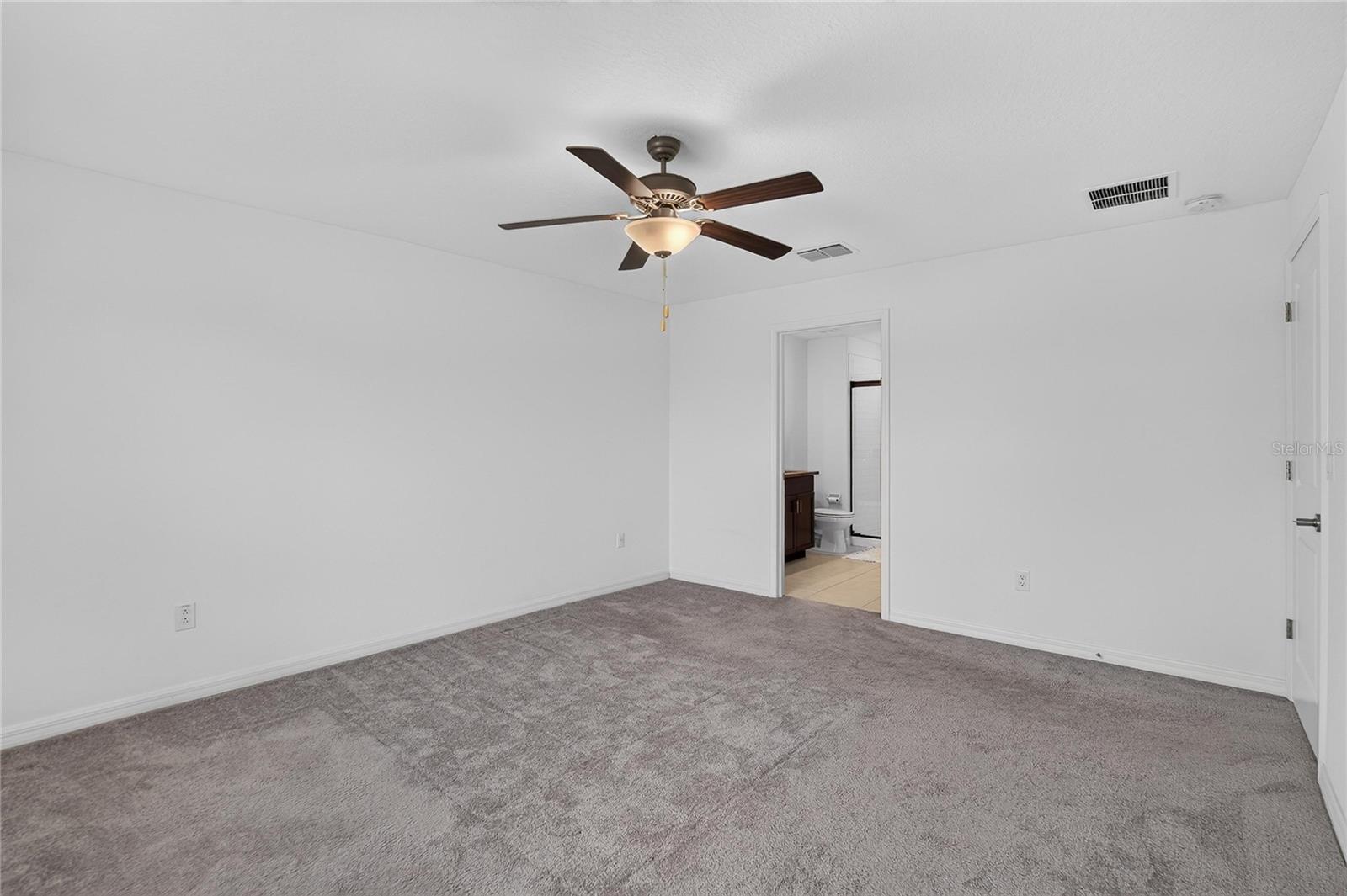 5487 Blue Azure Dr Property Photo 37
