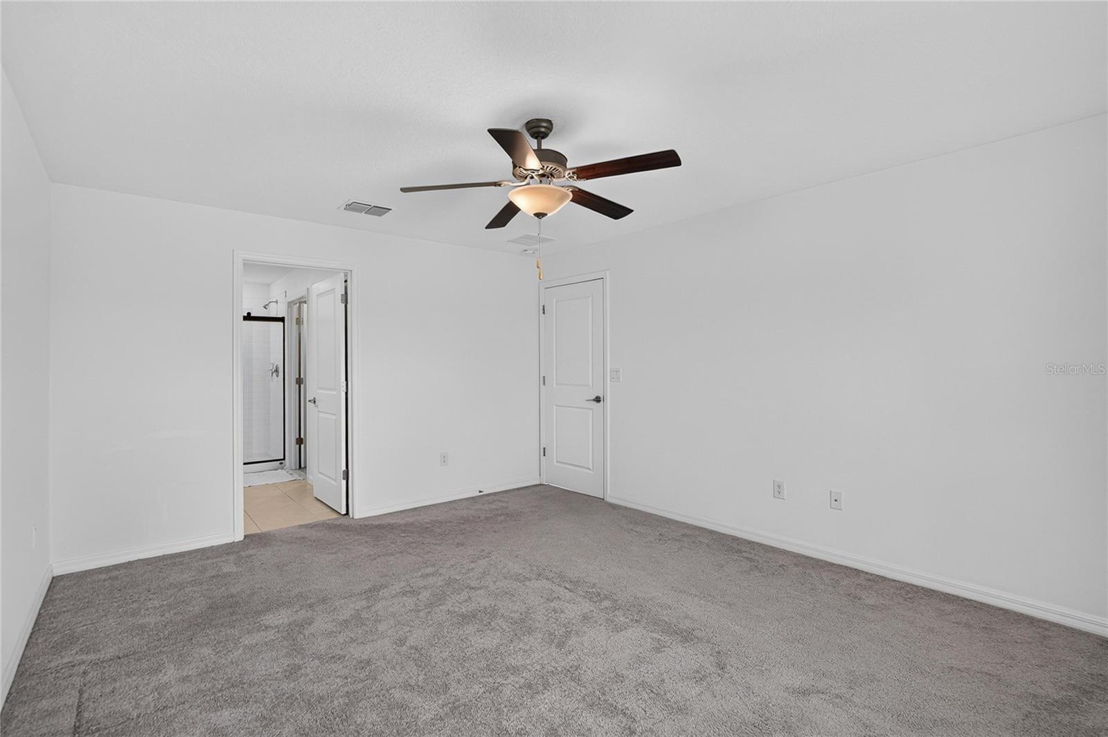 5487 Blue Azure Dr Property Photo 38
