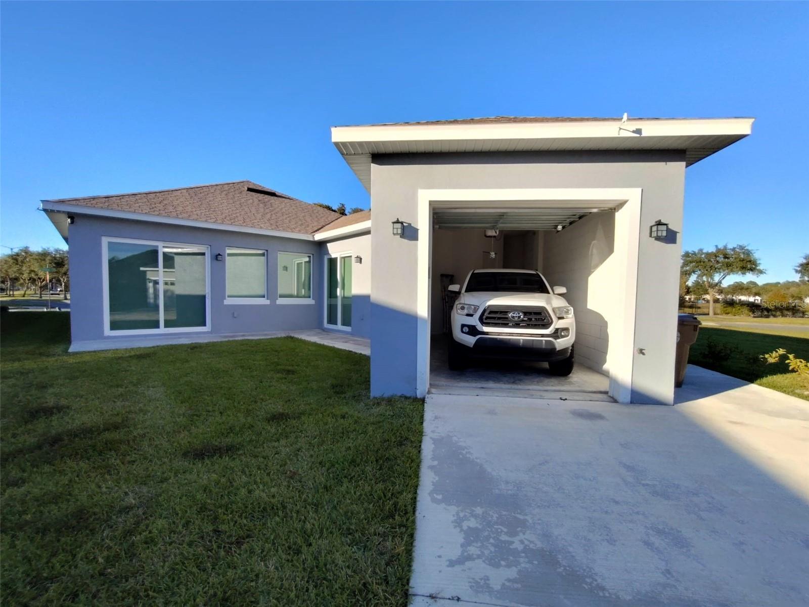 4970 Strand St Property Photo 2