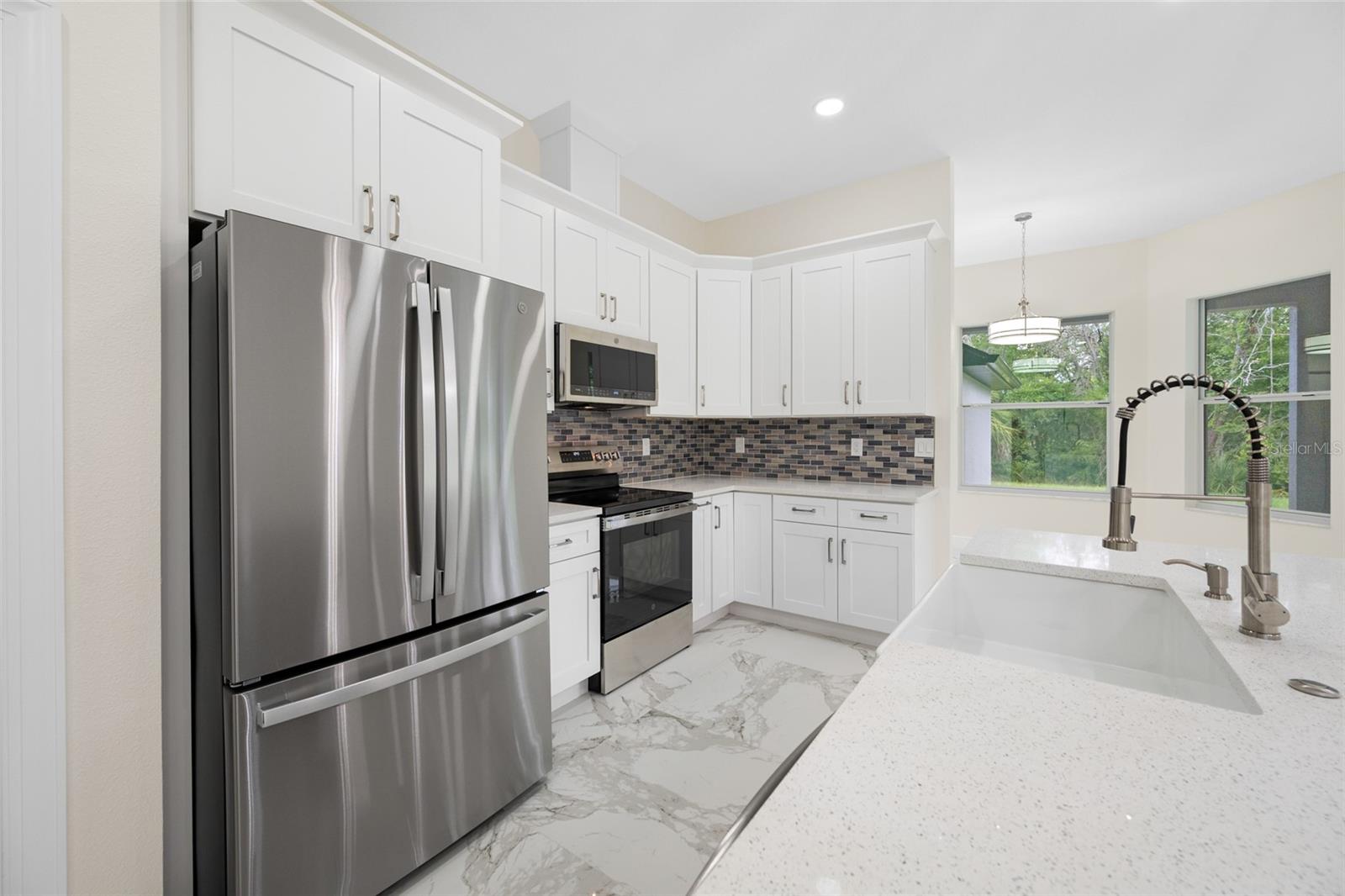 8207 Christopher Ln Property Photo 8