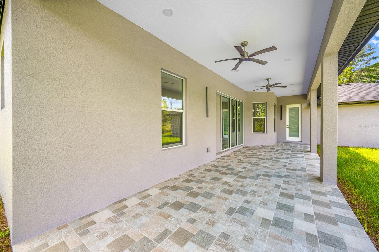 8207 Christopher Ln Property Photo 16