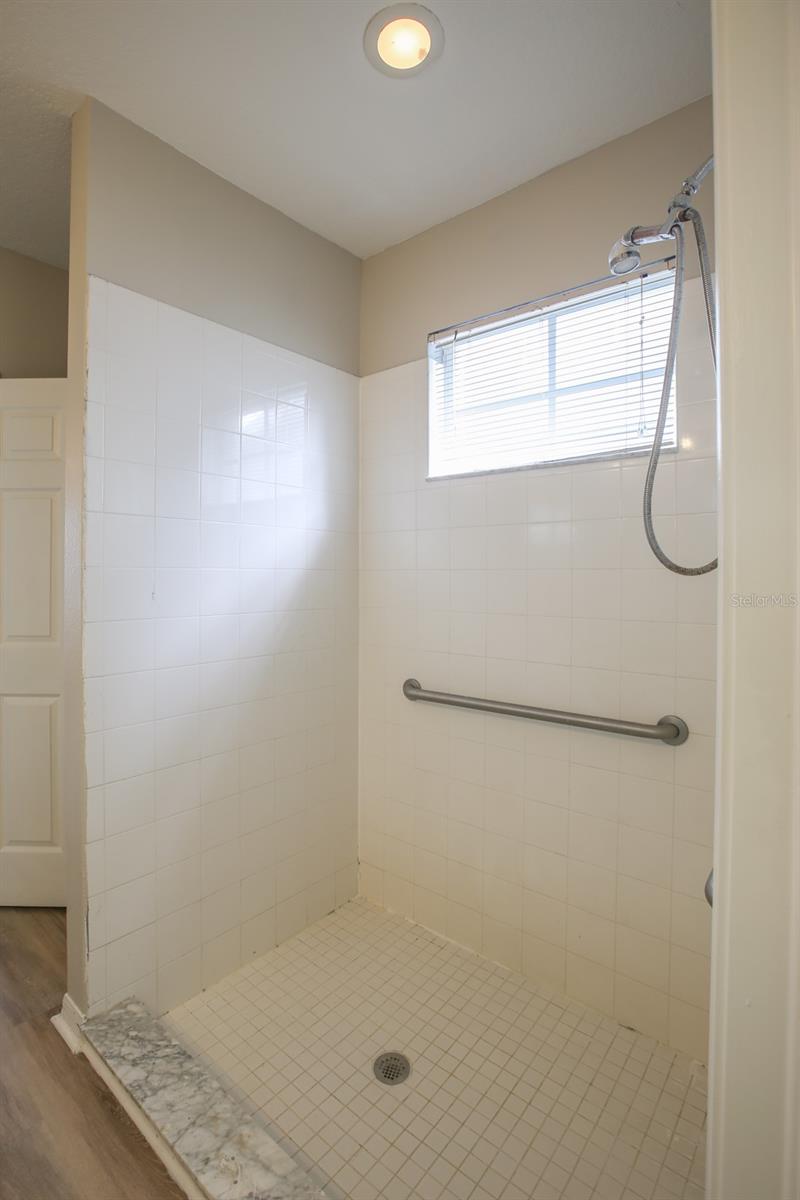 16244 Bridgewalk Dr Property Photo 17